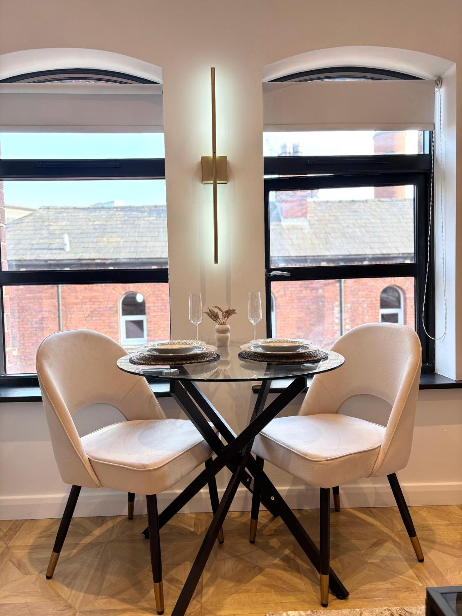 Lux - Luxury In Centre Near Canal