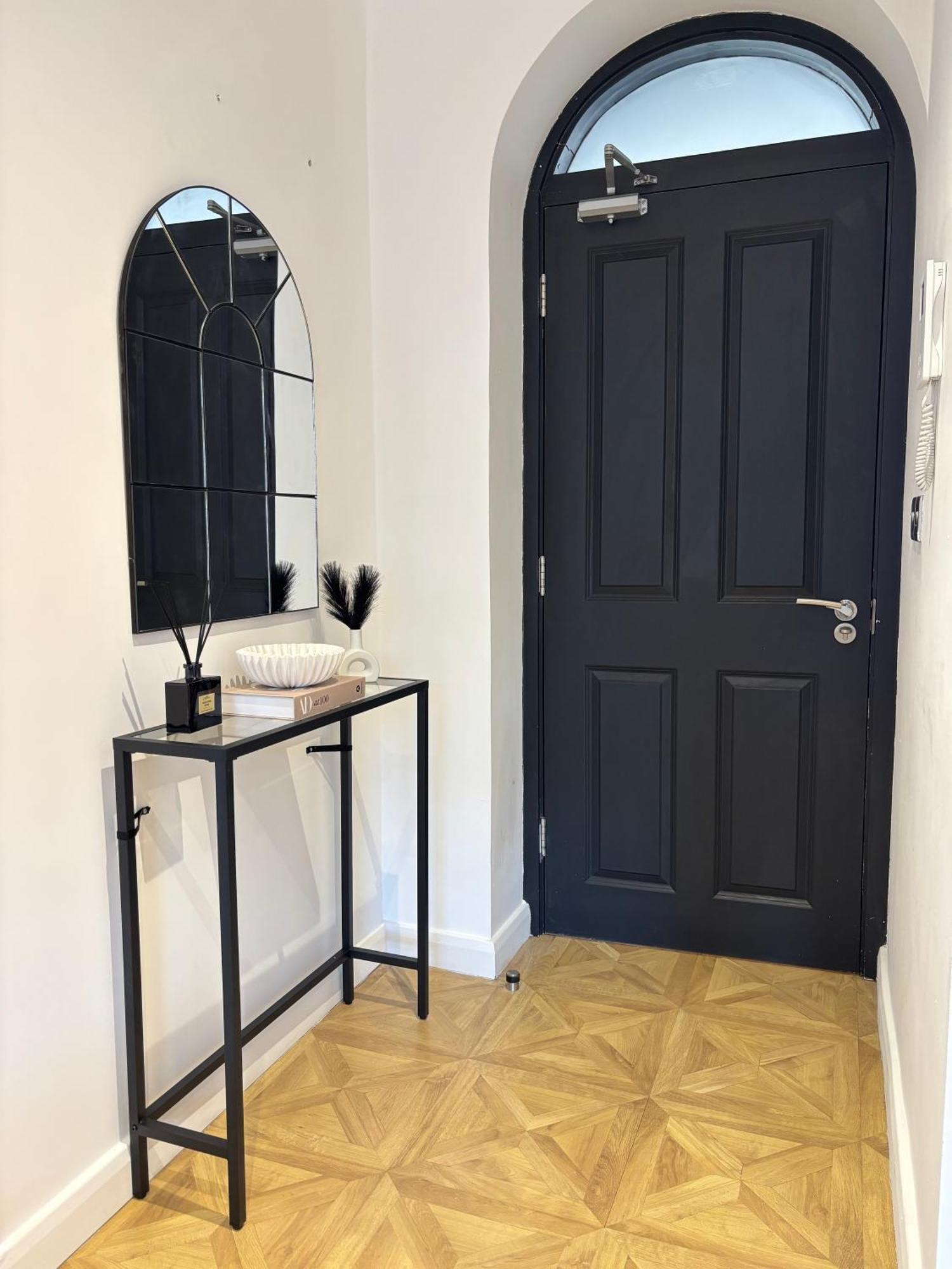 Lux - Luxury In Centre Near Canal Апартаменты *
