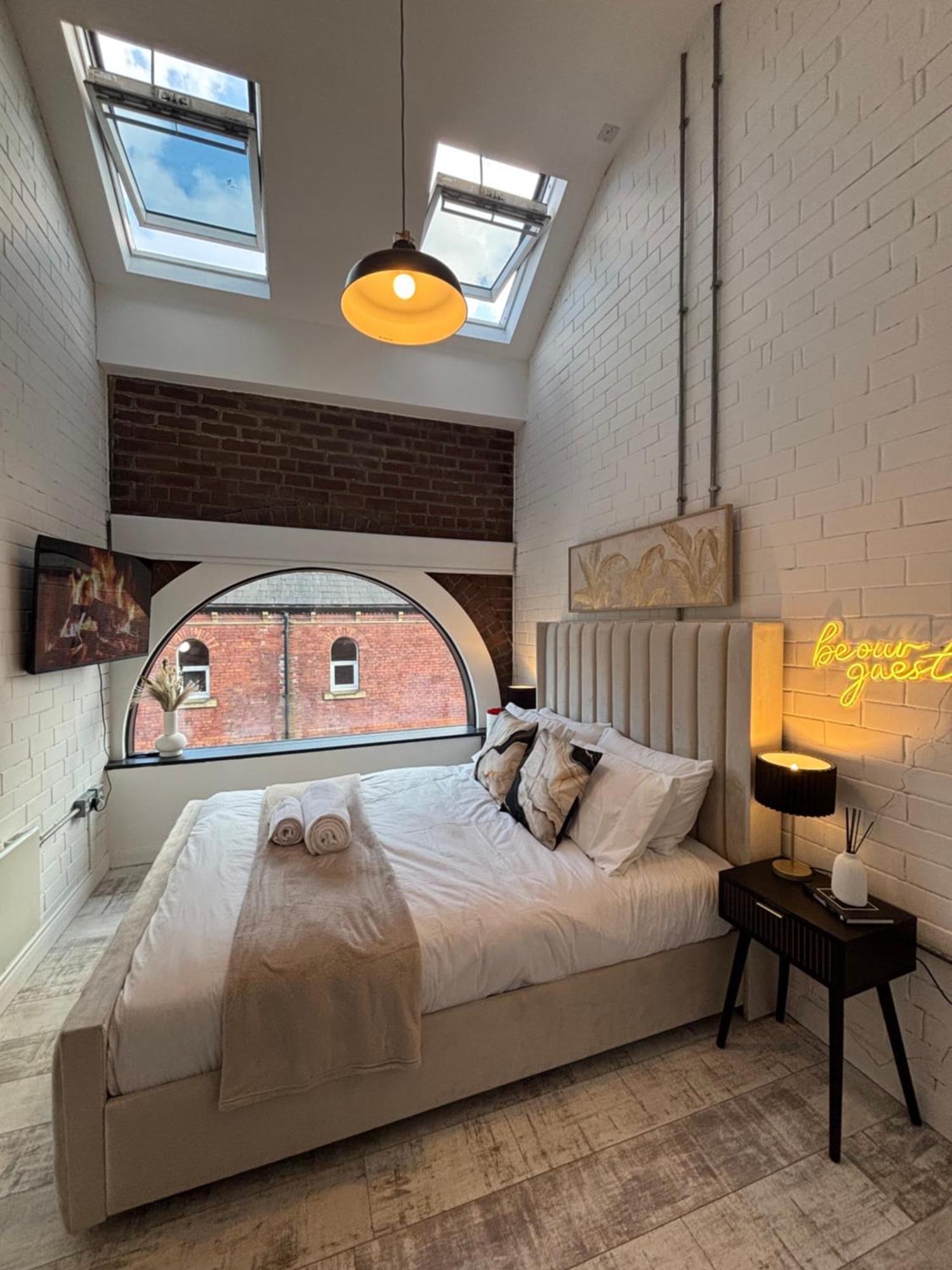 Lux - Luxury In Centre Near Canal